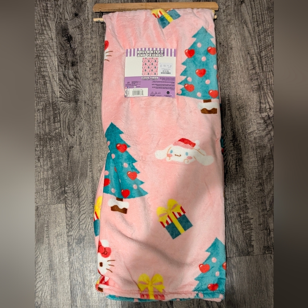 Sanrio Hello Kitty Pink Blanket Christmas Trees Festive Cozy Soft Warm NWT